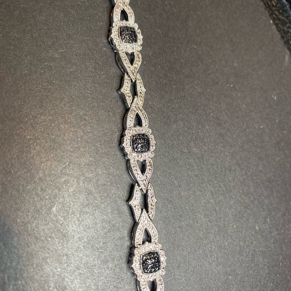 Genuine Black & White Diamond Bracelet - Picture 1 of 4